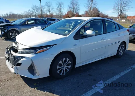 2021 Toyota Prius Prime Le from USA, damaged, VIN JTDKAMFP2M3187117